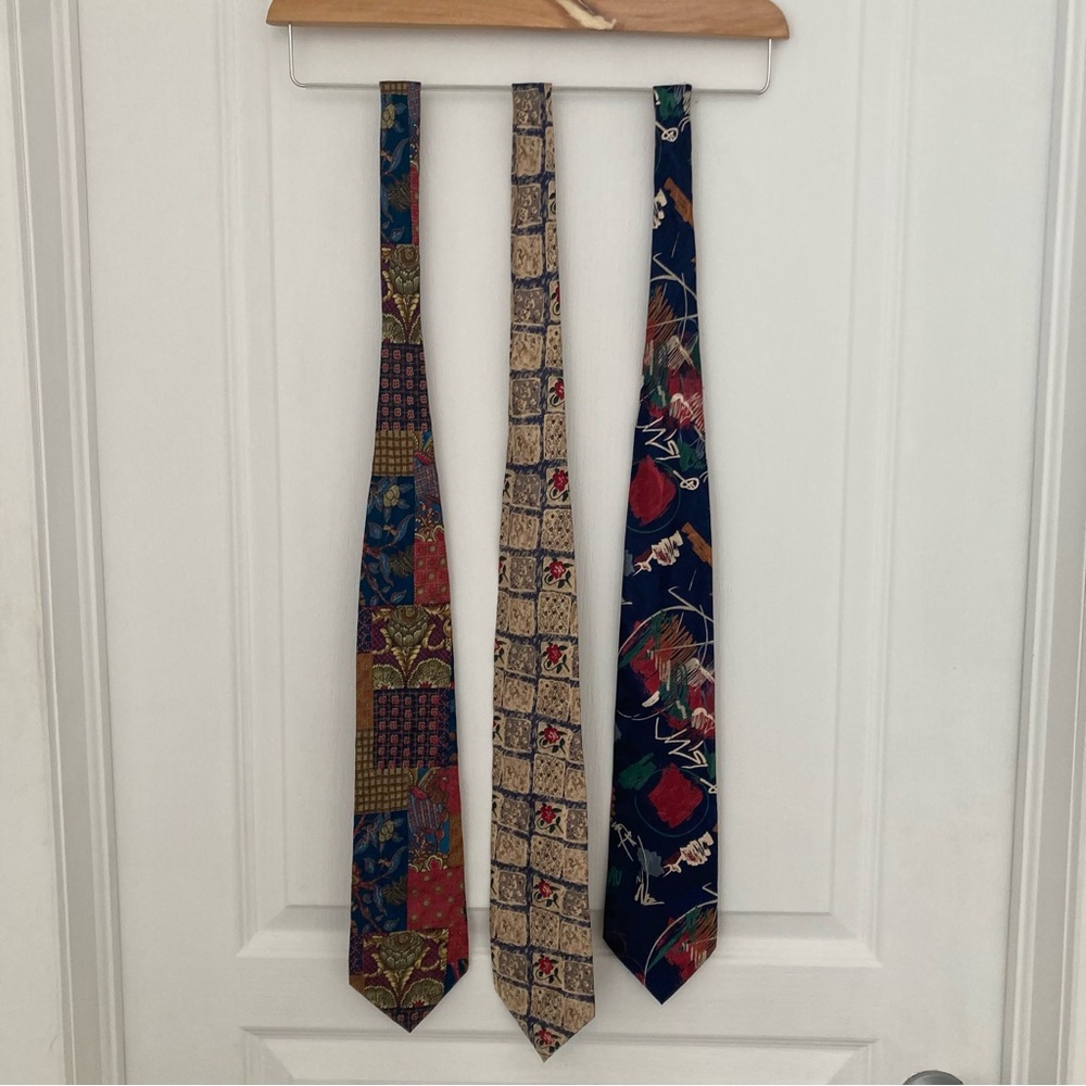 Multiple Vibrant Patterned Ties Trio 3 Vintage Look Colorful Red Eye-catching